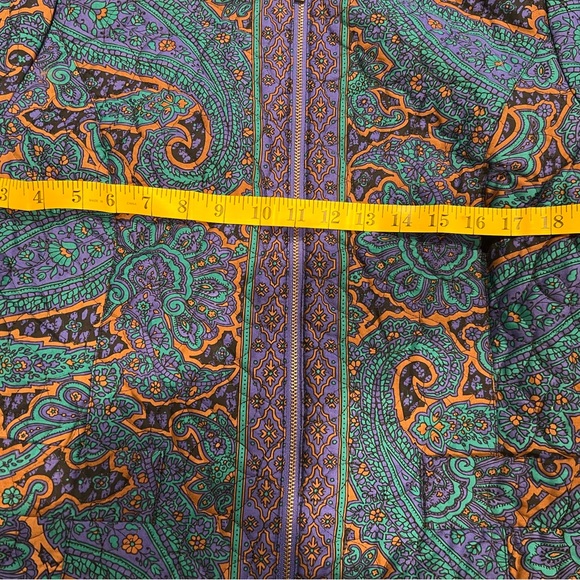 MWOT Isaac Mizrahi Live! Patterned quilted crop blazer. - Picture 10 of 10